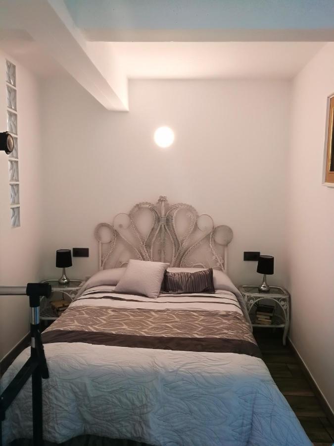 One Bedroom Appartement With Enclosed Garden And Wifi At Lourenza Luaran gambar